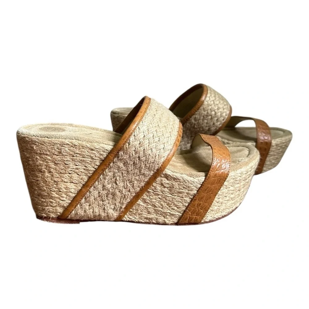 Elizabeth and James Platform Sandal Size 9